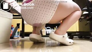 Pooping 3 layers of panties