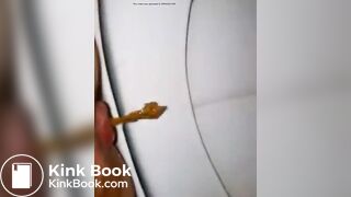 Thai girl pooping - video 8