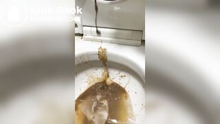 girl diarrhea selfie - video 3