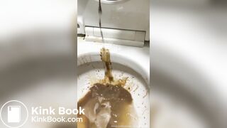 girl diarrhea selfie - video 3