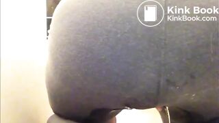 Horny girl pooping in yoga pants