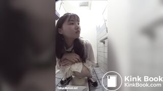 japanese poop toilet cute girl 2201