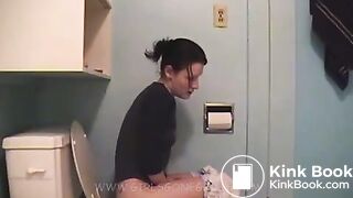Milf Pooping Toilet