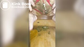 Katja aus Friedrichshain beim rumsauen