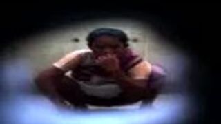 Sri lankan Women Shit scat toilet spy