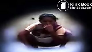 Sri lankan Women Shit scat toilet spy