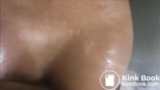 ANAL COM XIXI DENTRO DO CU. ME CAGUEI TODA.
