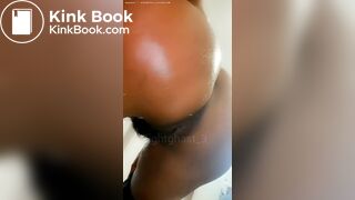 Ebonys dark chocolate shit