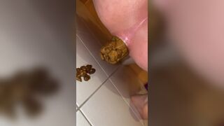 japanese girl poop - video 33