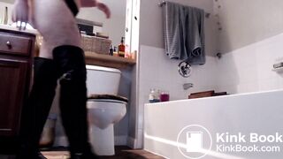 Beautiful teen takes a bad shit