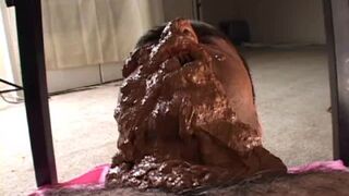 he expected shit from her, and she deceived him