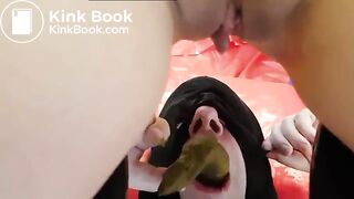 Scat Feeding
