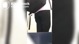 Pretty korean student takes a shit