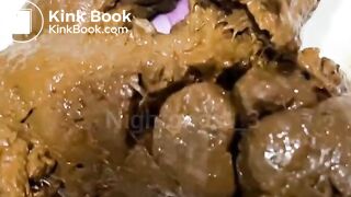 Thick creamy shit in a bowl