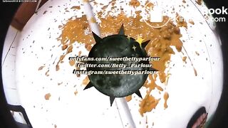 Girl poops purple panties