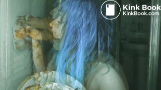 Blue hairs and dirty dildo
