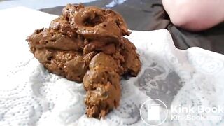 Sexy girl pooping a lot