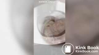 YUMMY SHIT ON TOILET