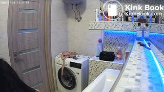 Woman pooping in Toilet 171