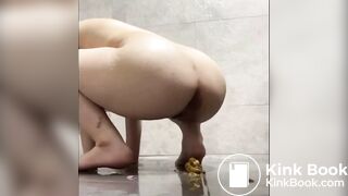 สวนตูดจนขี้พุ่งและเล่นแหย่ตู