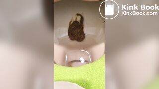 Japanese poop 1 - video 2