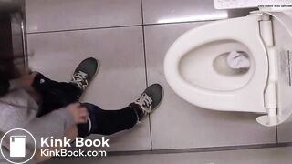 Good voyeur pooping 1