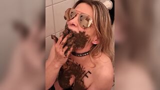 Mature Scat Slut Poopy Puke