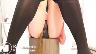 18 Year Old Shitting In Her Panties