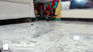 nasty slavee big shower of squirts