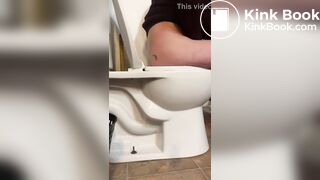 Sexy white girl pooping huge logs