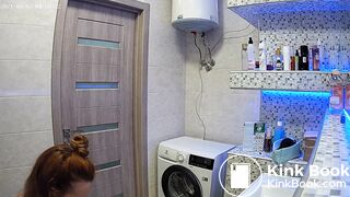 Woman pooping in Toilet 131