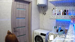 Woman pooping in Toilet 131