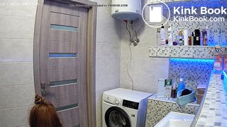 Woman pooping in Toilet 131