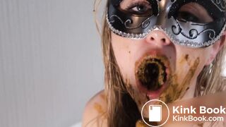 Stunning scat deepthroat