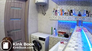Woman pooping in Toilet 130