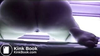 Milf shit on tanning bed