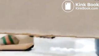 Chinese toilet 手伸到屁股下面偷拍系列