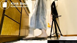 Tattooed pawgs big poop