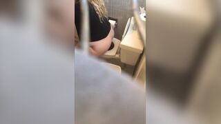 Sexy girl pooping - video 27 - video 2