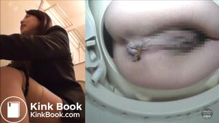 Bella ragazza Jappo al cesso