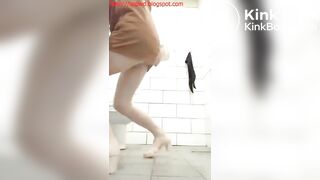 Office worker messes her pantyhose in front of the toil