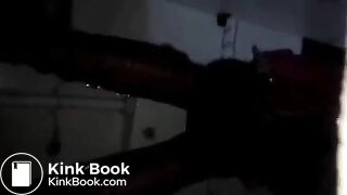 Chinese toilet 超级大胆的厕拍，手直接伸过去给女的发现