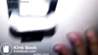 Chinese toilet 超级大胆的厕拍，手直接伸过去给女的发现