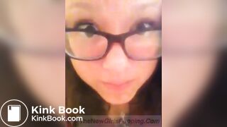 Girl pooping - video 34