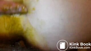 Flittchenschlampe - Scheissen beim Arschfick