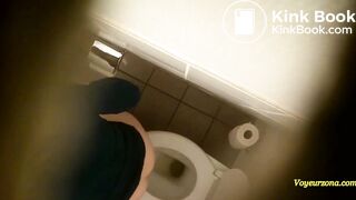 Redhead girl poops