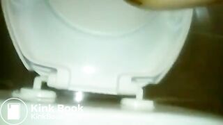 She big long and thick poop