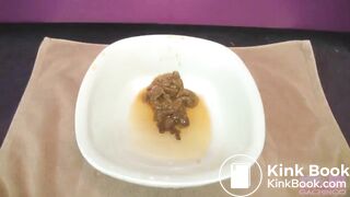 Japanese Preggo Taking a Dump