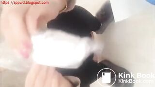 Chinese girl pooping - video 36