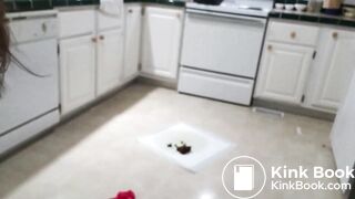 kkitchen pooping